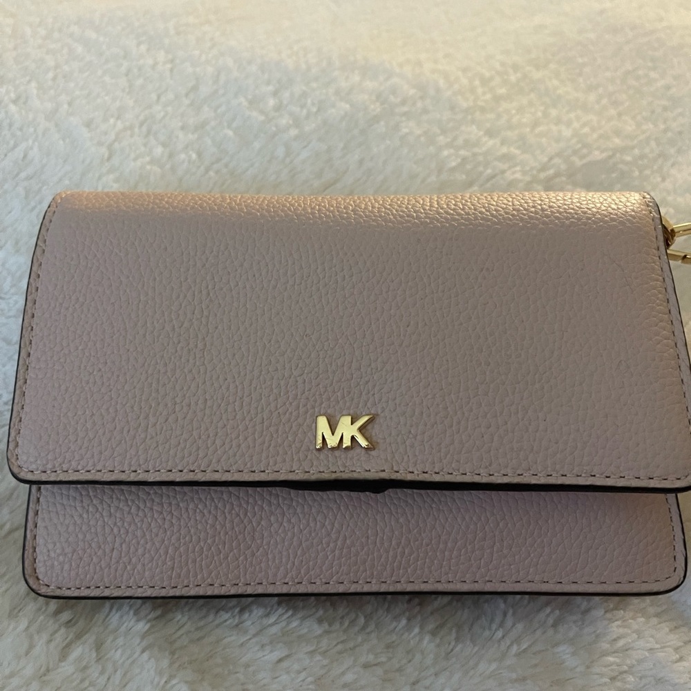 Michael Kors pale pink crossbody